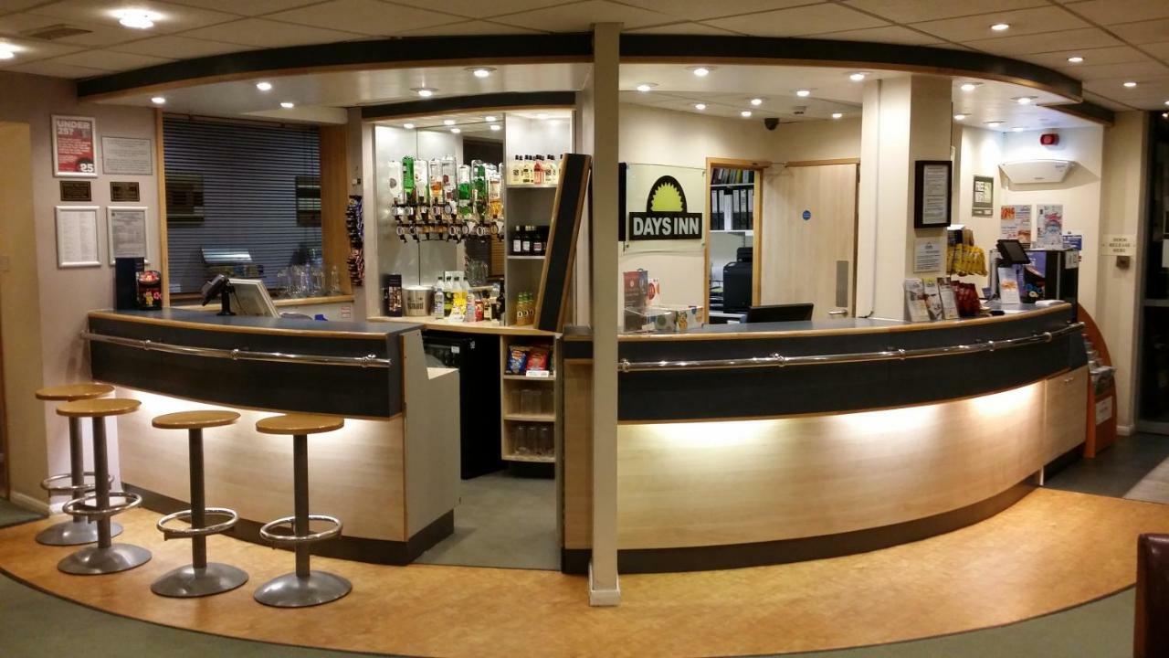 Days Inn By Wyndham Donington Castle Donington Extérieur photo